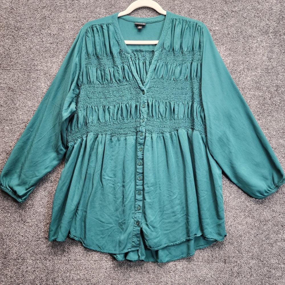 Torrid Womens Smocked Button Front Peplum Boho Rayon Blouse Size 3